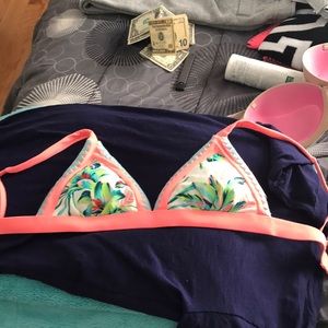 Bathing suit top